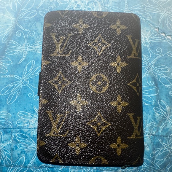 Passport Wallet - Picture 4 of 6